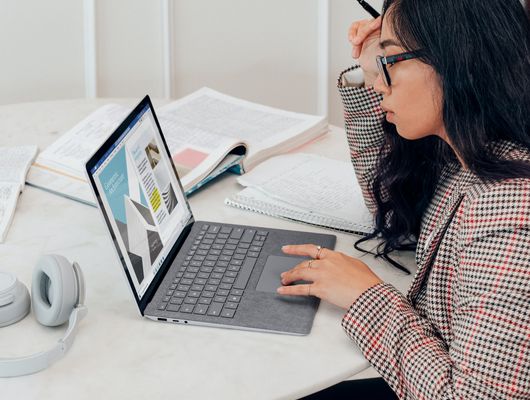 curated_images\individual\Organisation, ledelse og strategi\Projektledelse og -udvikling\windows-N1YOSWrXQJE-unsplash.jpg